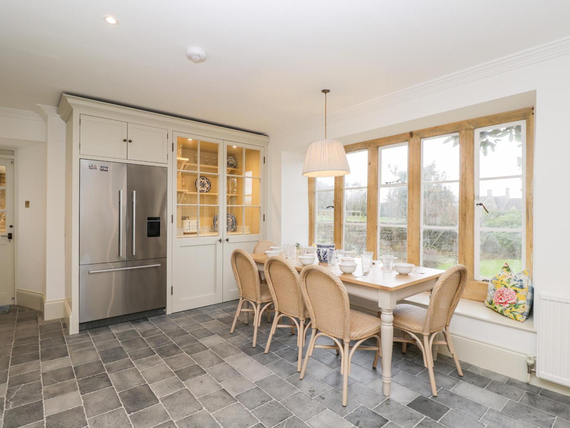 Holiday home Wood Stanway House